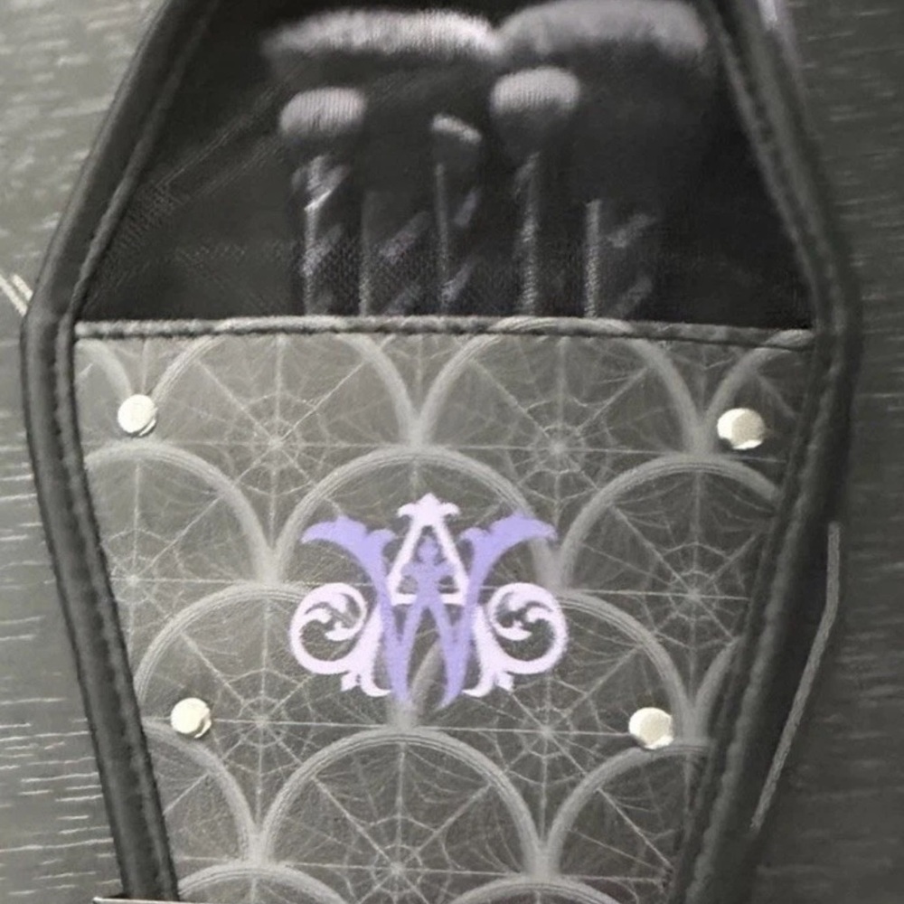 Wednesday X Primark Makeup Brush Set - Black and Purple - Picture 4 of 4